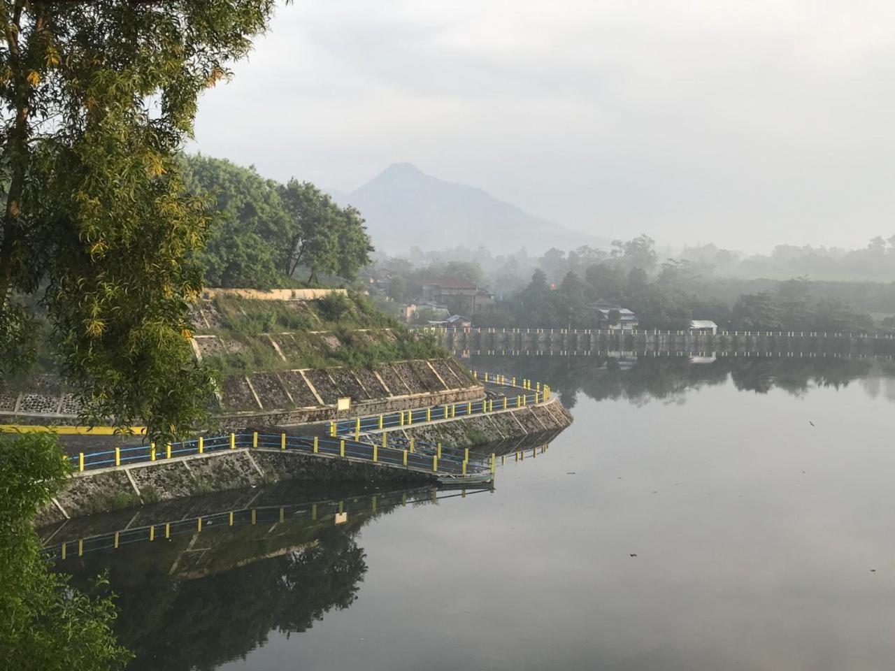 Omah Kenangan At Seven Trumpets Resort Maguwo Esterno foto
