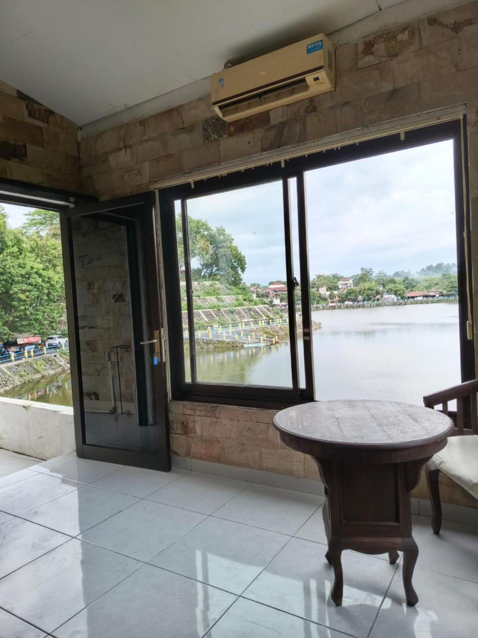 Omah Kenangan At Seven Trumpets Resort Maguwo Esterno foto