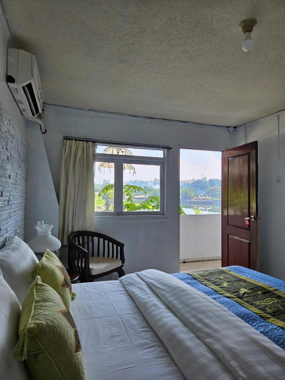 Omah Kenangan At Seven Trumpets Resort Maguwo Esterno foto